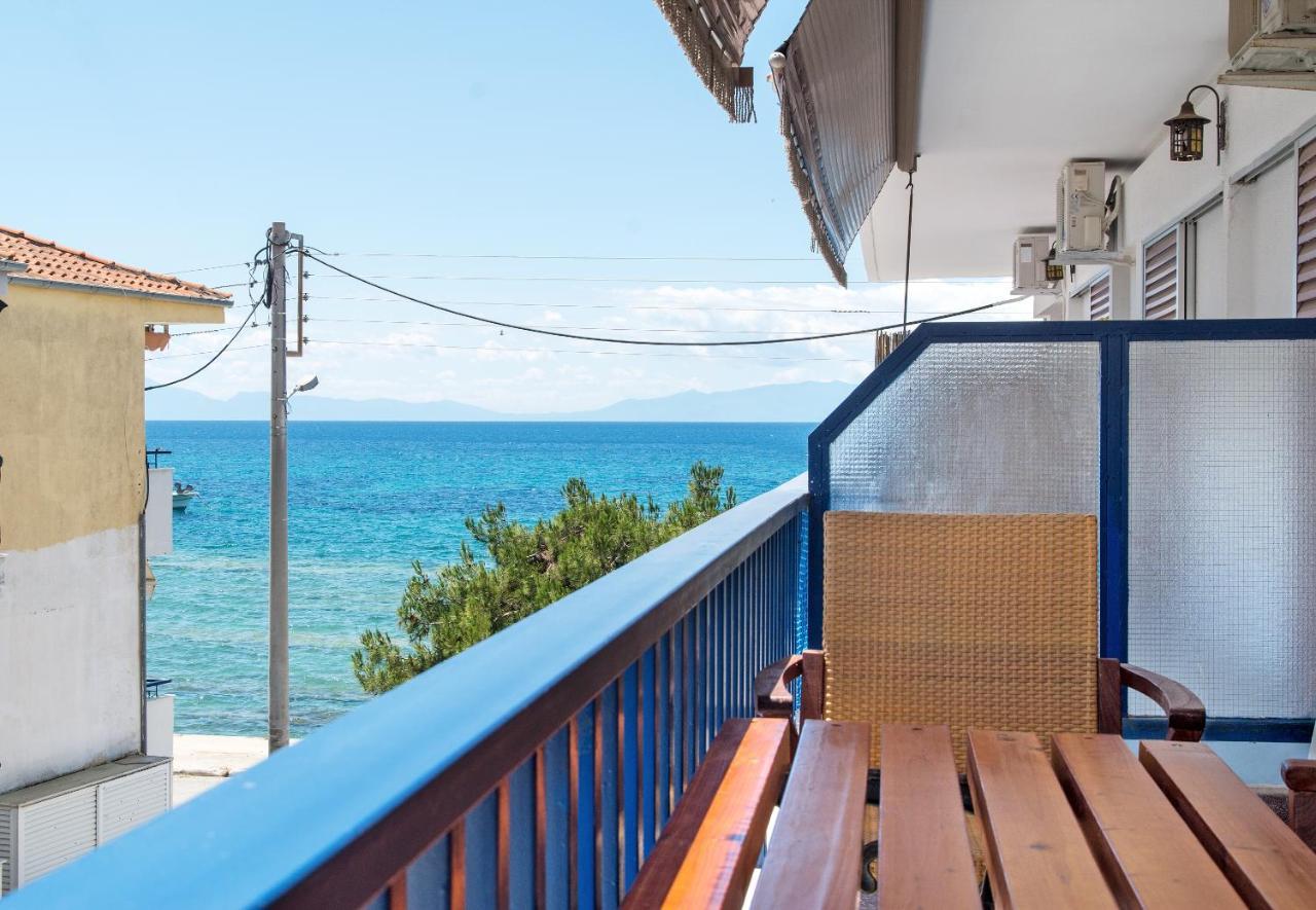 Seafront 2 Bedrooms Apartment Неа-Іраклія Екстер'єр фото